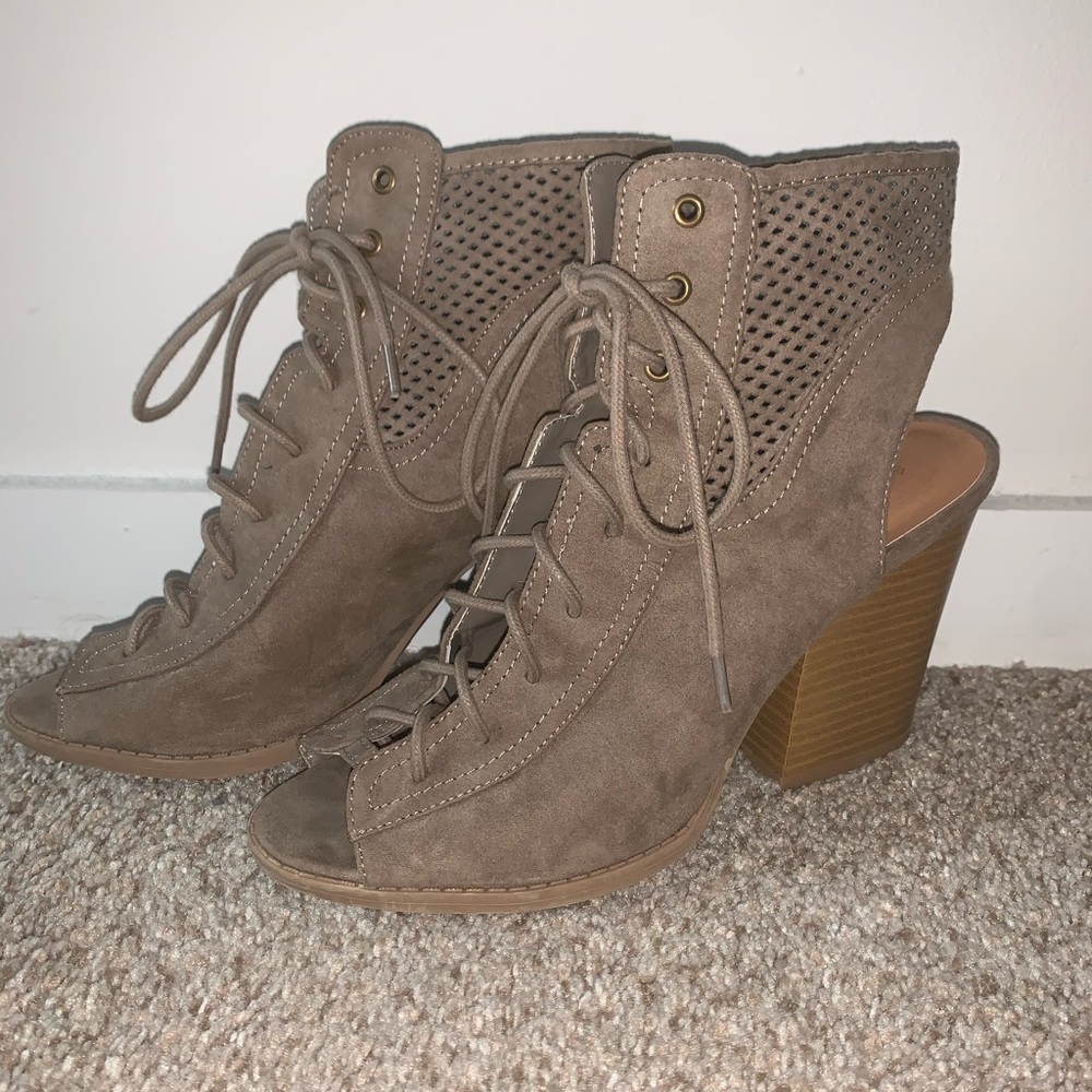 Altar’d State peep toe block heels